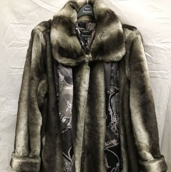 dennis basso Jackets & Blazers - Dennis by Dennis Basso Faux Fur Coat Sz L
